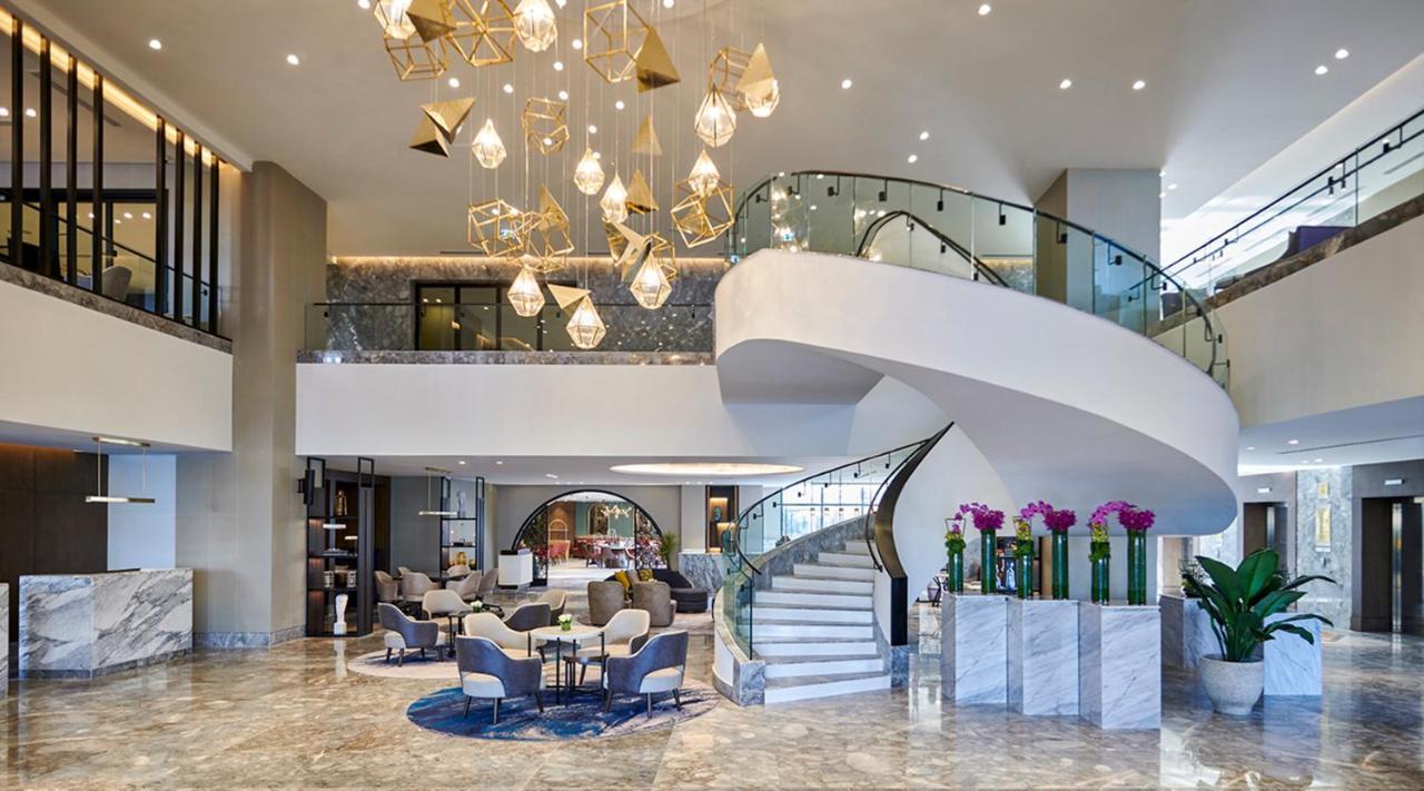 Crowne Plaza - West Cairo Arkan By Ihg 6th of October City Eksteriør billede The lobby of the hotel
