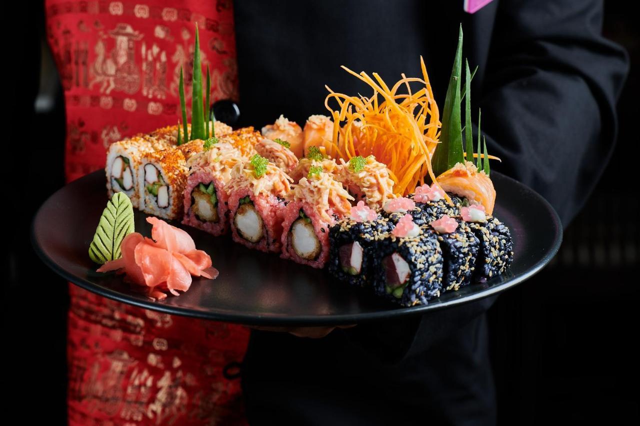 Crowne Plaza - West Cairo Arkan By Ihg 6th of October City Eksteriør billede Sushi